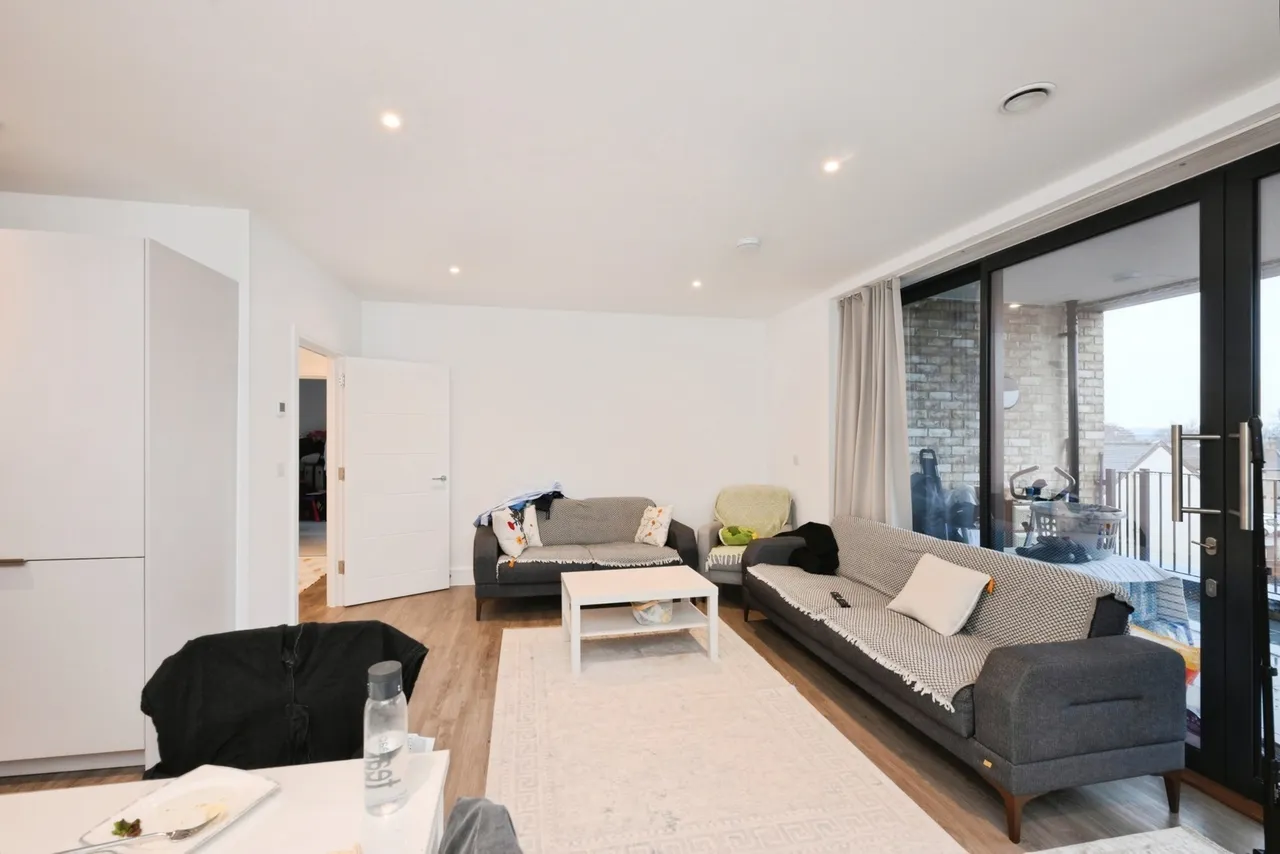 Swanfield Road, Waltham Cross, Hertfordshire, EN8, photo 3