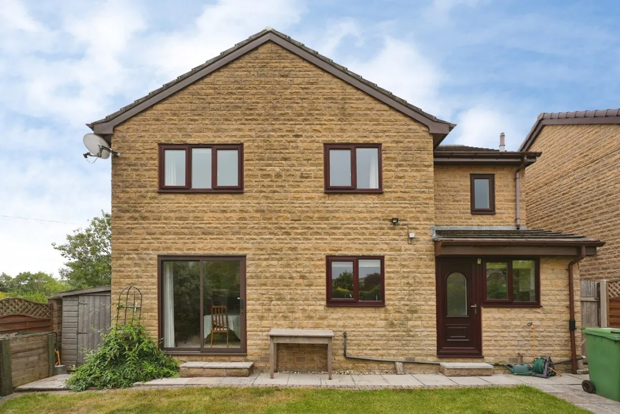 Manor Park Gardens, Gomersal, BD19, photo 16