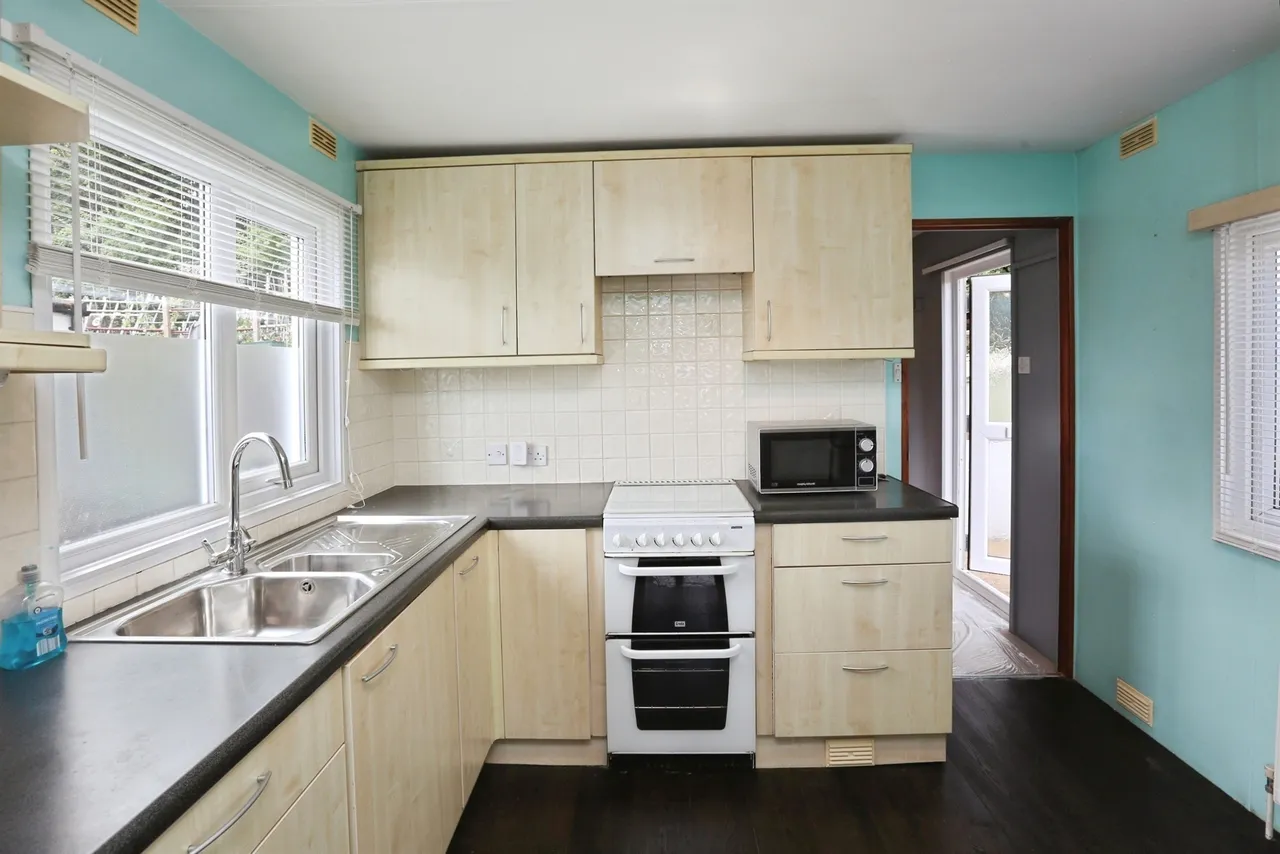 Winchester Road, Fair Oak, SO50, photo 3