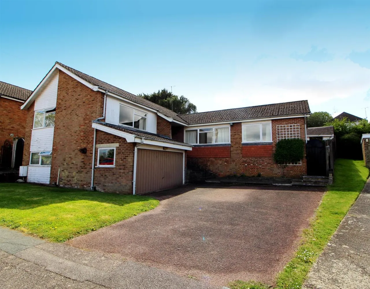 4 bed house for sale — Martins Mount New Barnet, Barnet EN5 5LQ