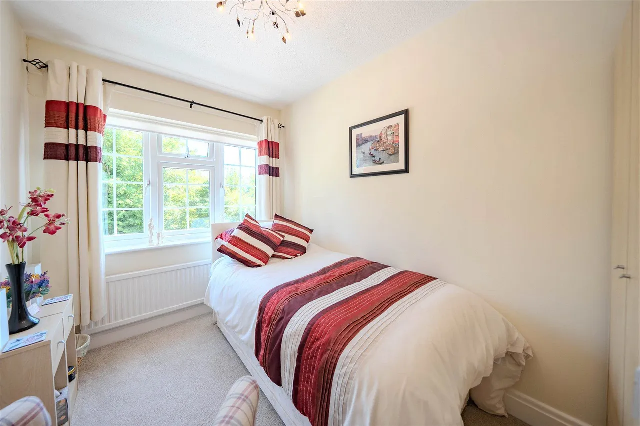 Glendower Park, Leeds, LS16, photo 7