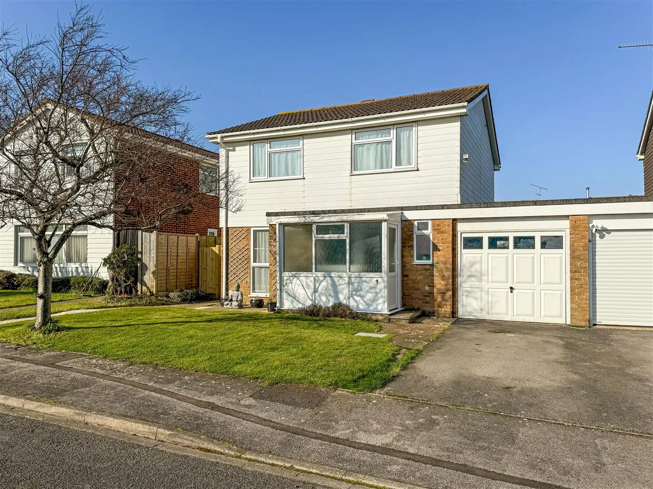 4 bed house for sale, Reef Close, Littlehampton