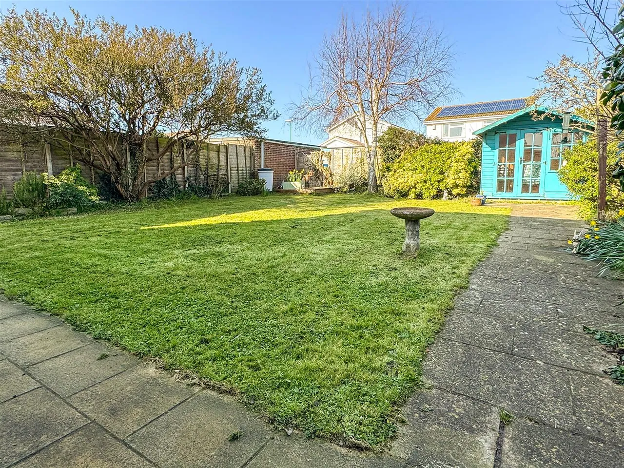 Reef Close, Littlehampton, photo 12