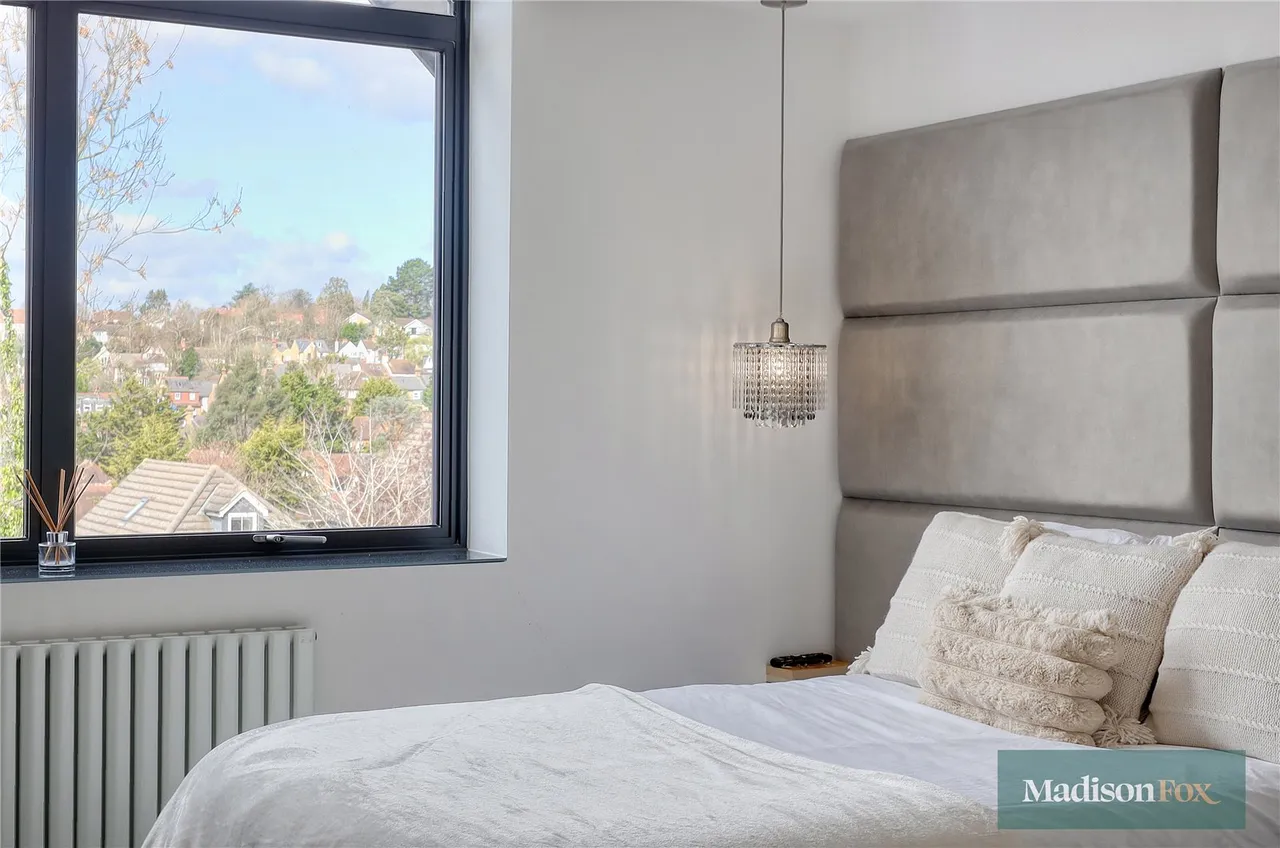 Eleven Acre Rise, Loughton, IG10, photo 45