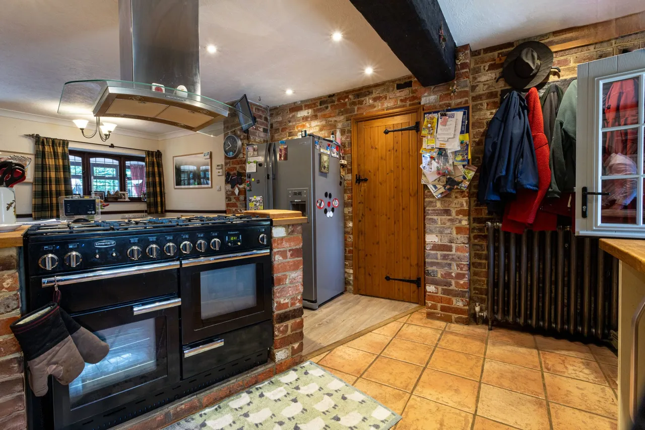 Greenacres Swallowfield Street, Swallowfield, Reading, RG7 1QX, photo 2