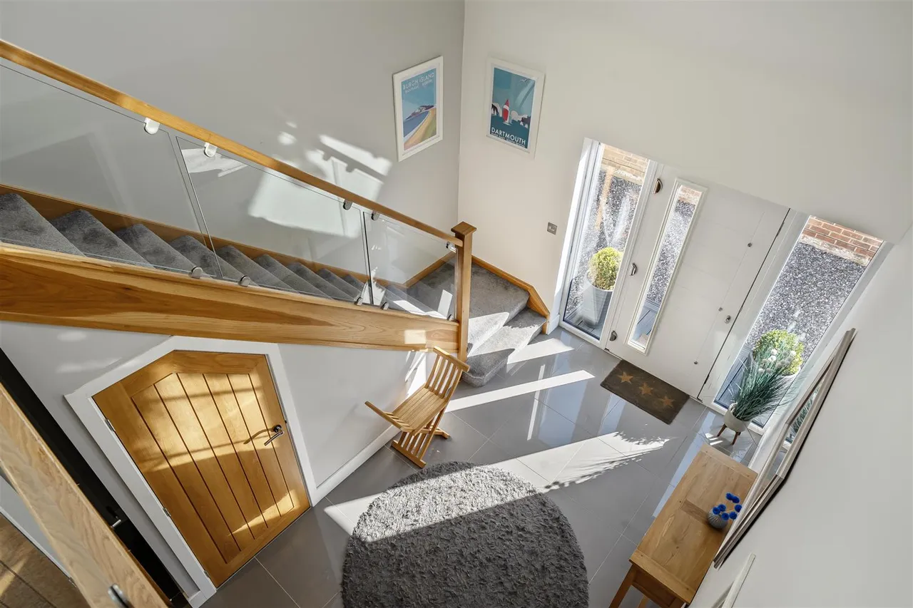 Solent Road, Hill Head, photo 9