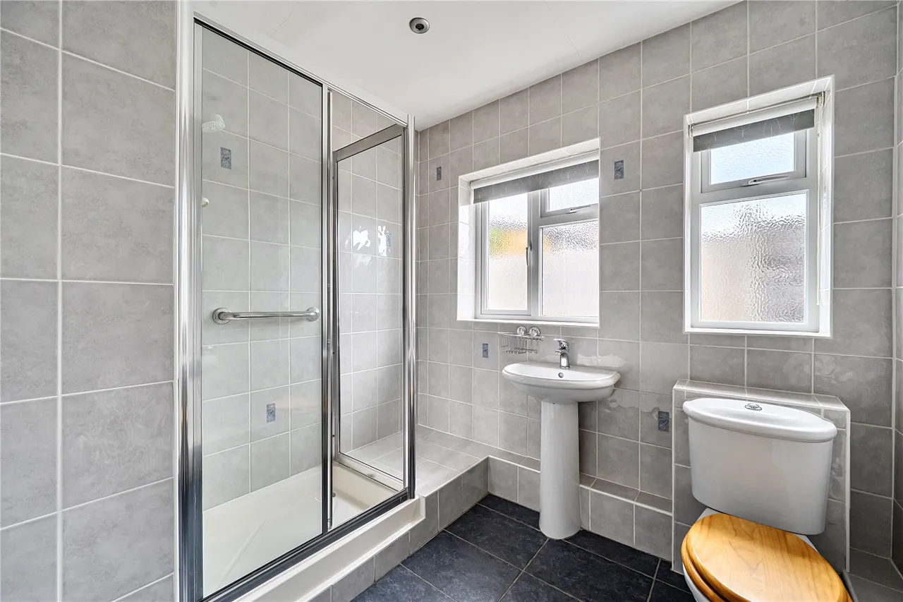Hazeley Close, Hartley Wintney, Hook, Hampshire, RG27 8QS, photo 13