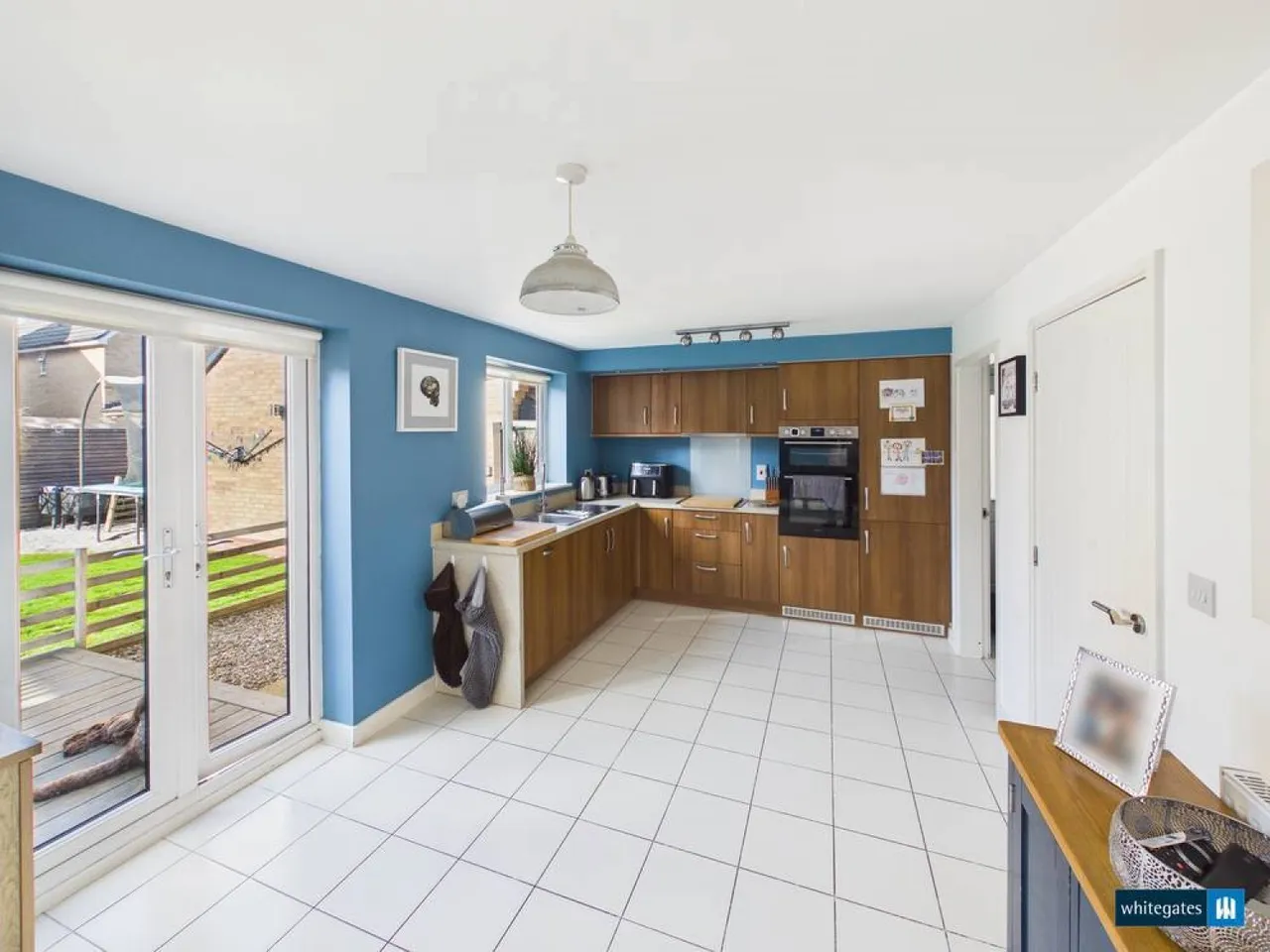Pentre Court, Gatewen Village, LL11, photo 4