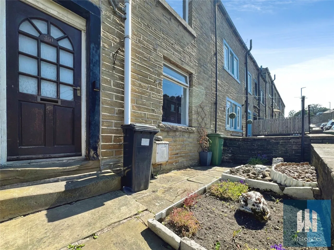 Blackmoorfoot Road, Crosland Moor, HD4, photo 6