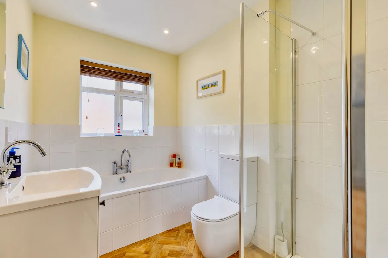 Bowmere Road, Tarporley, photo 23