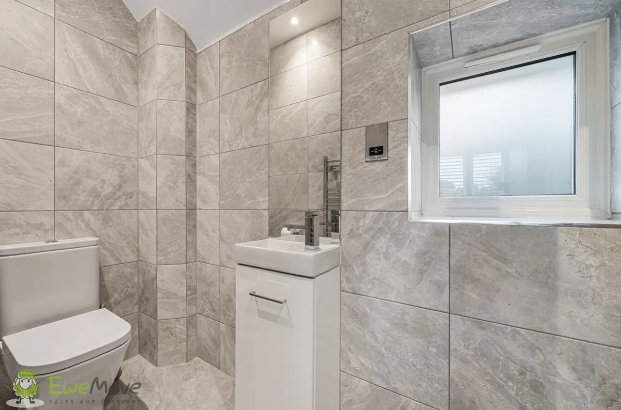 Cherry Close, Tadley, RG26, photo 15