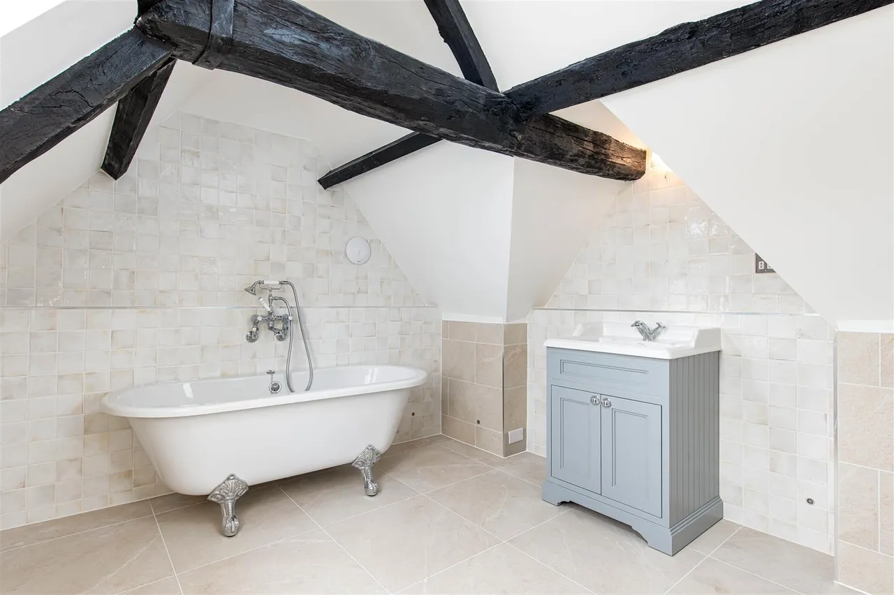 Polebarn Road, Trowbridge, BA14, photo 16