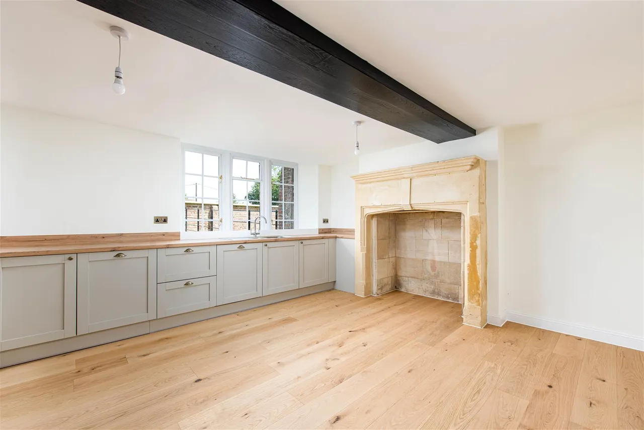 Polebarn Road, Trowbridge, BA14, photo 31