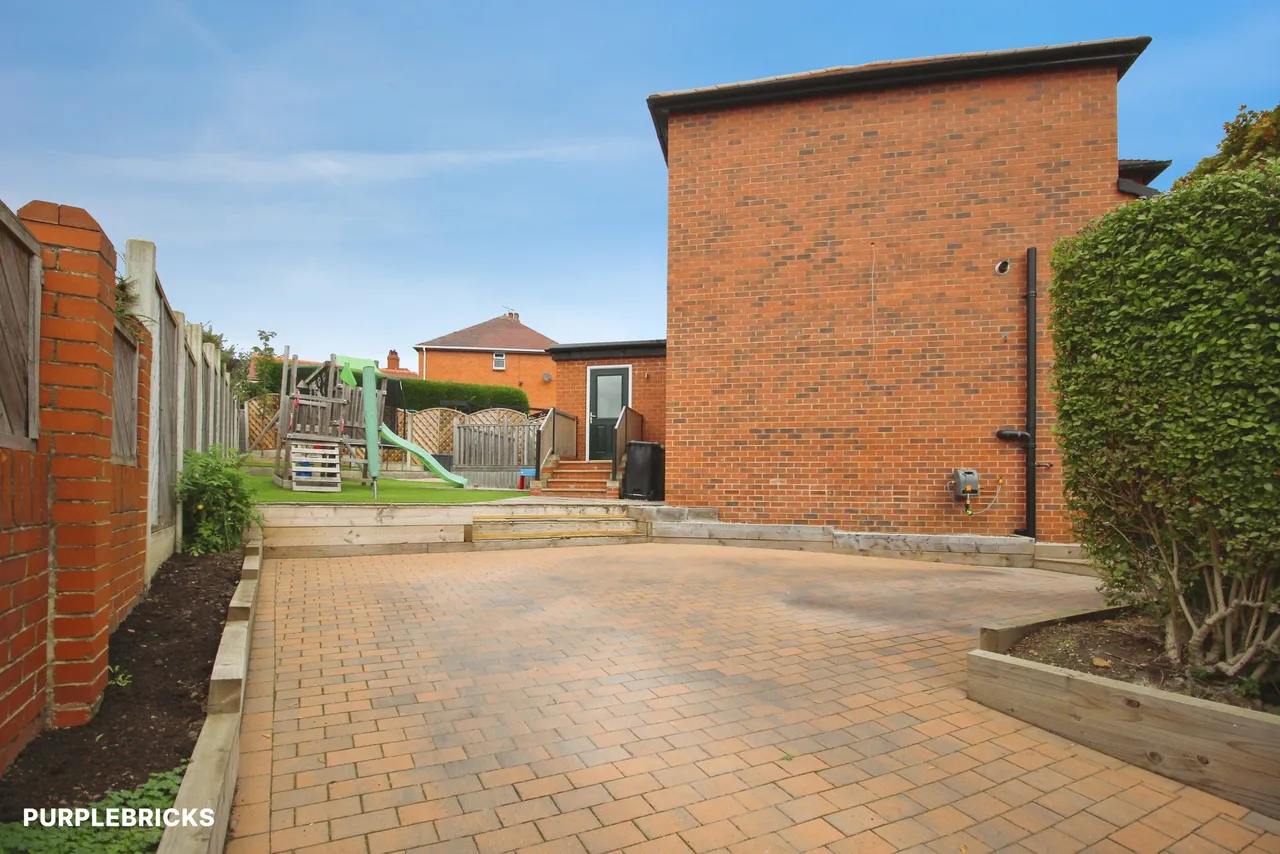Sandybank Avenue, Leeds, LS26, photo 23
