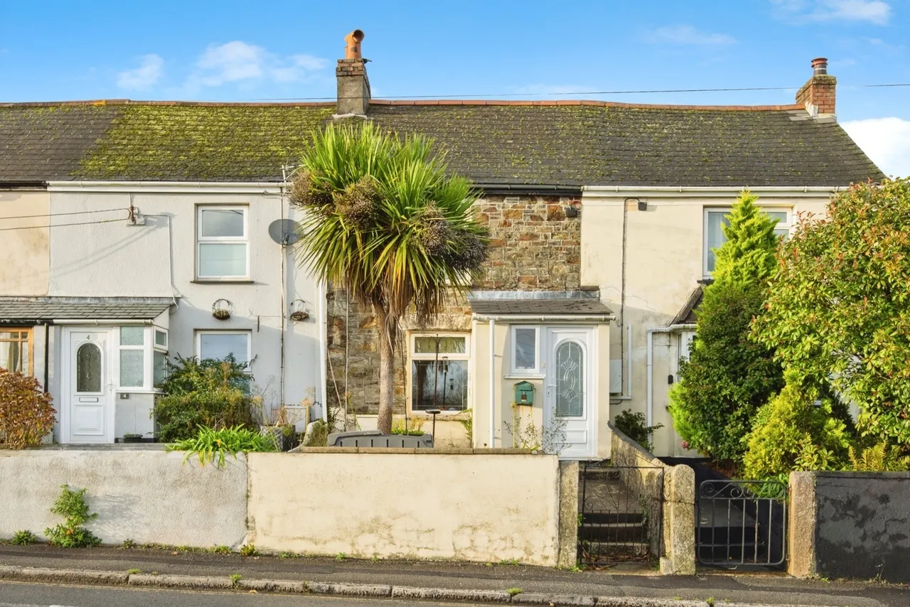 2 bed house for sale, Edgcumbe Terrace, St. Blazey Gate, PL24