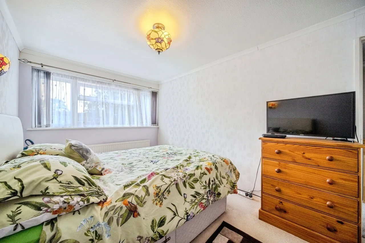 Langdale Close, Bletchley, Milton Keynes, Buckinghamshire, MK2, photo 13