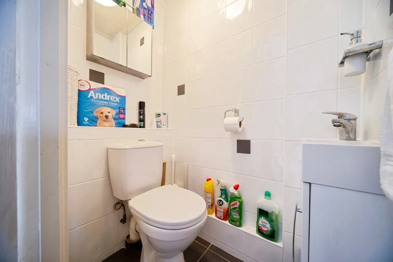 Langdale Close, Bletchley, Milton Keynes, Buckinghamshire, MK2, photo 8