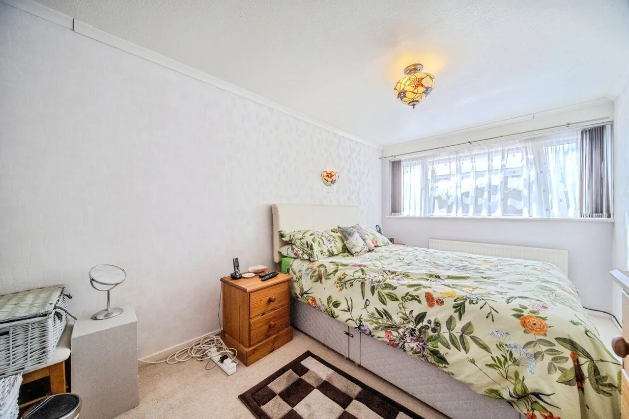 Langdale Close, Bletchley, Milton Keynes, Buckinghamshire, MK2, photo 14