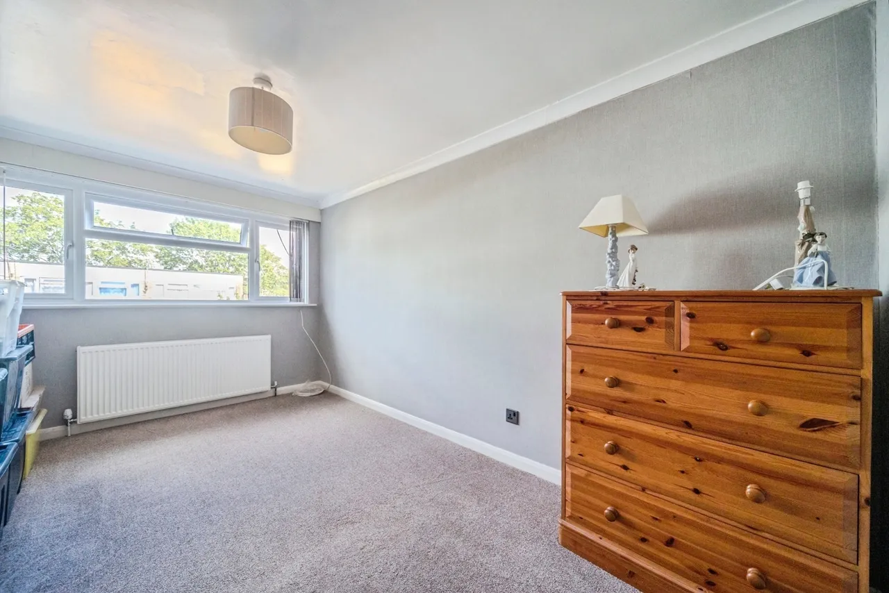 Langdale Close, Bletchley, Milton Keynes, Buckinghamshire, MK2, photo 12