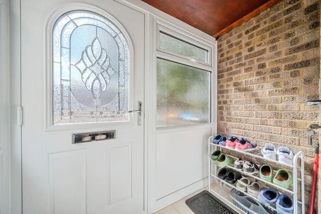 Langdale Close, Bletchley, Milton Keynes, Buckinghamshire, MK2, photo 19