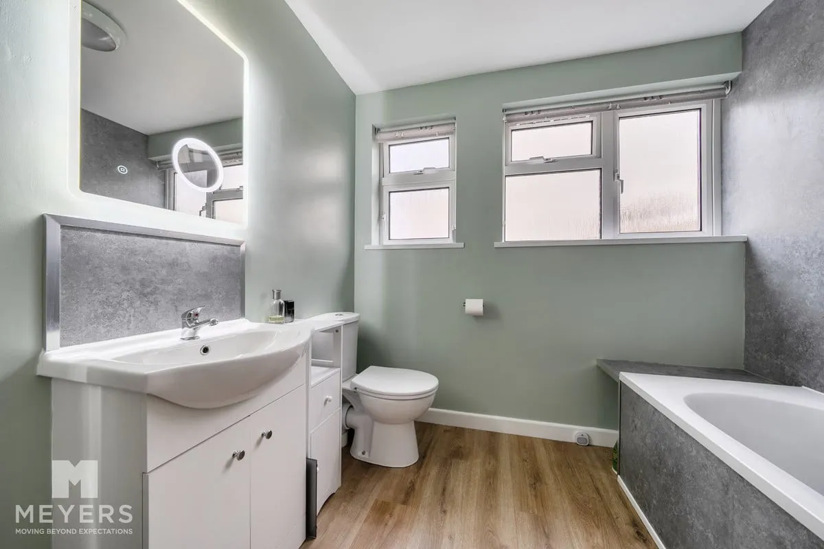 Hardy Close, West Moors, BH22, photo 13