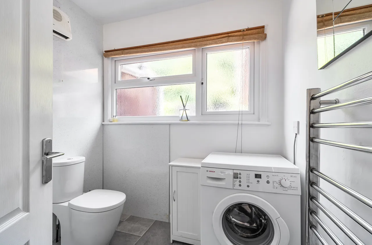 Jury Road, Dulverton, TA22, photo 11