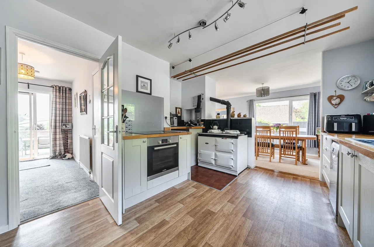 Jury Road, Dulverton, TA22, photo 4