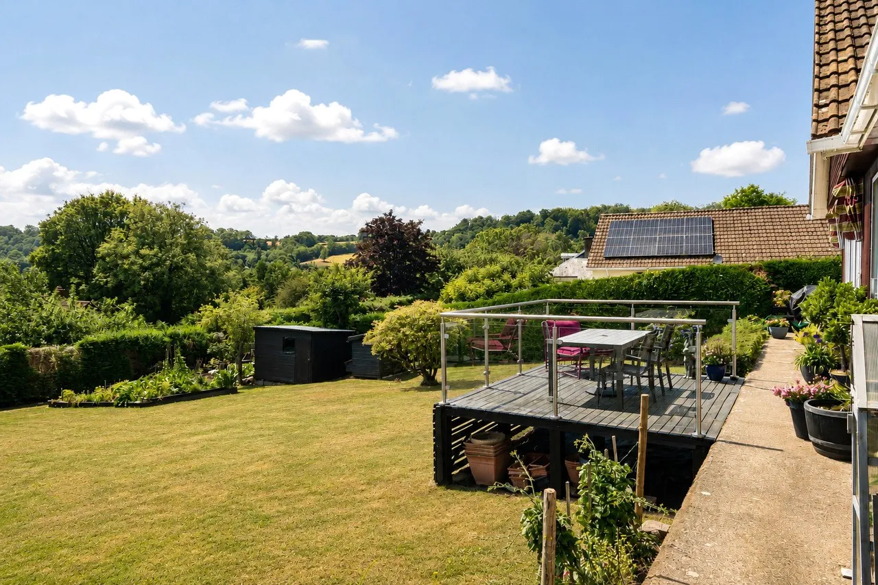 Jury Road, Dulverton, TA22, photo 18