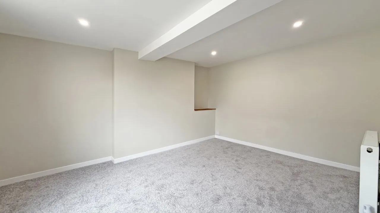 Vicarage Street, Warminster, BA12, photo 16