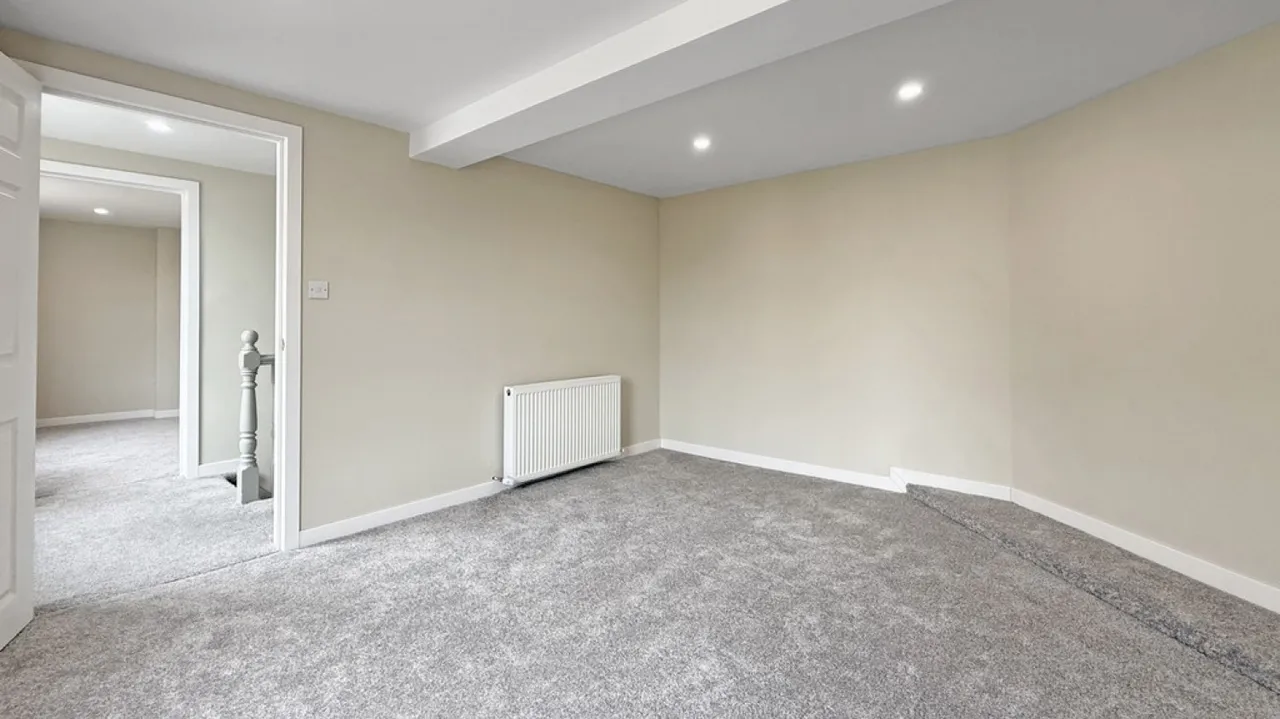 Vicarage Street, Warminster, BA12, photo 15