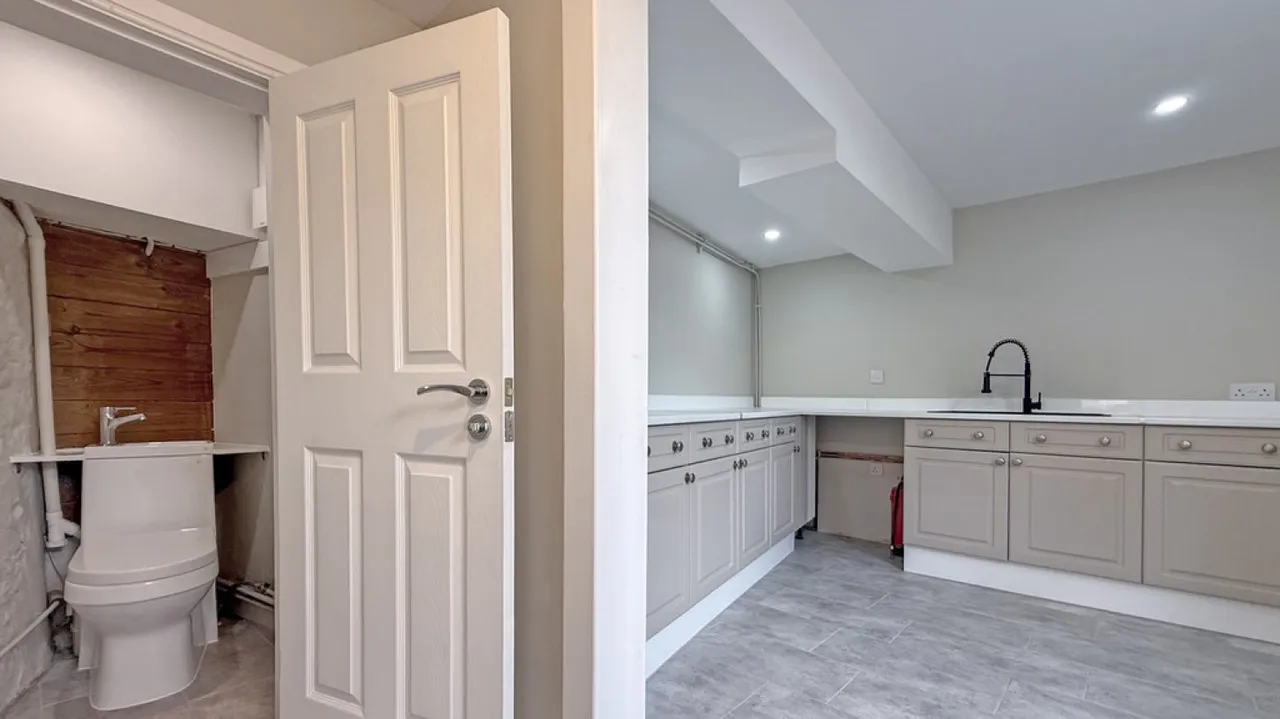 Vicarage Street, Warminster, BA12, photo 9