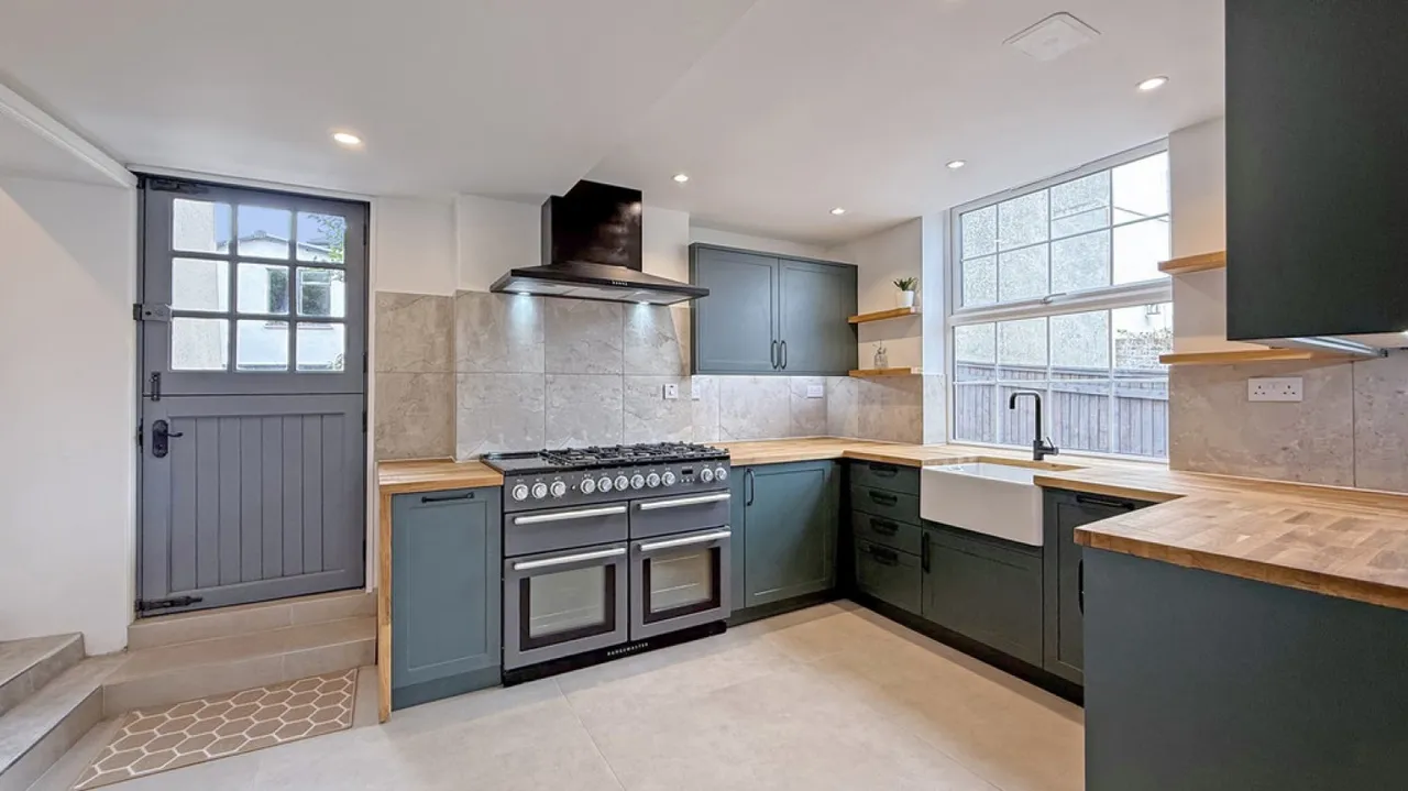 Vicarage Street, Warminster, BA12, photo 5