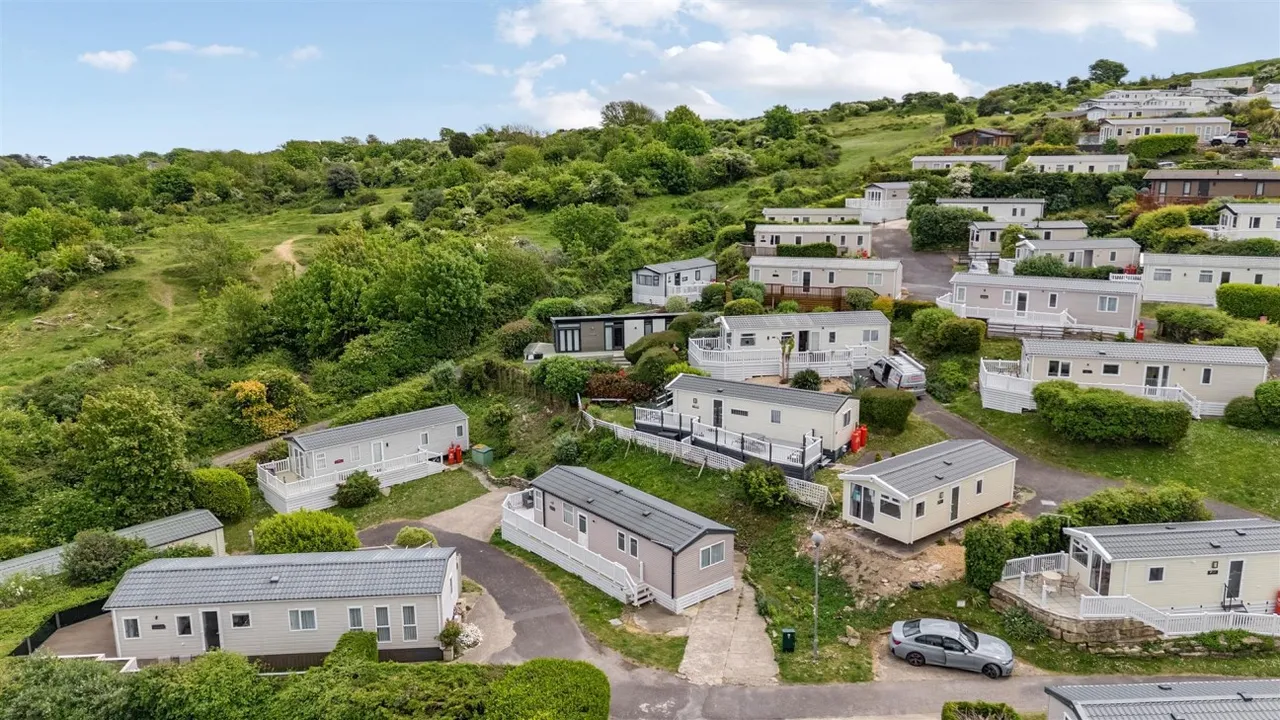 1 bed park home for sale, Panorama Road, Swanage, BH19
