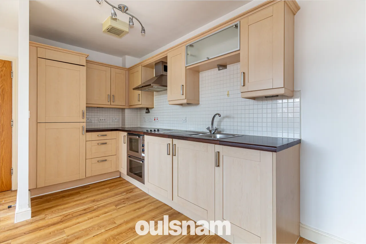 Middlepark Drive, Northfield, Birmingham, West Midlands, B31 2FQ, photo 3
