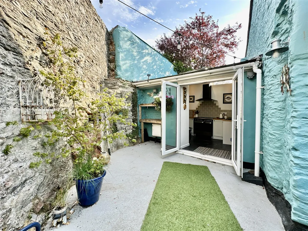 Burton Street, Brixham, photo 17