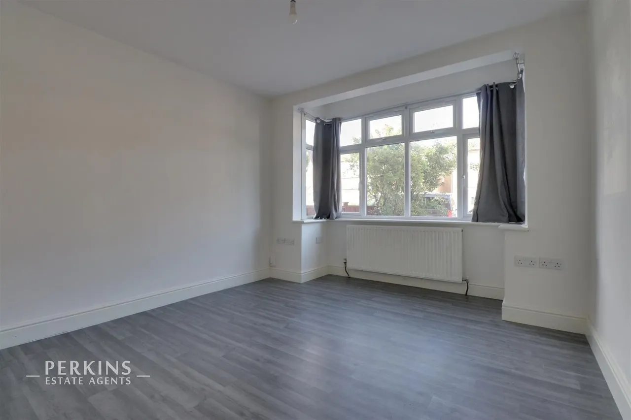 Uneeda Drive, Greenford, UB6, photo 3