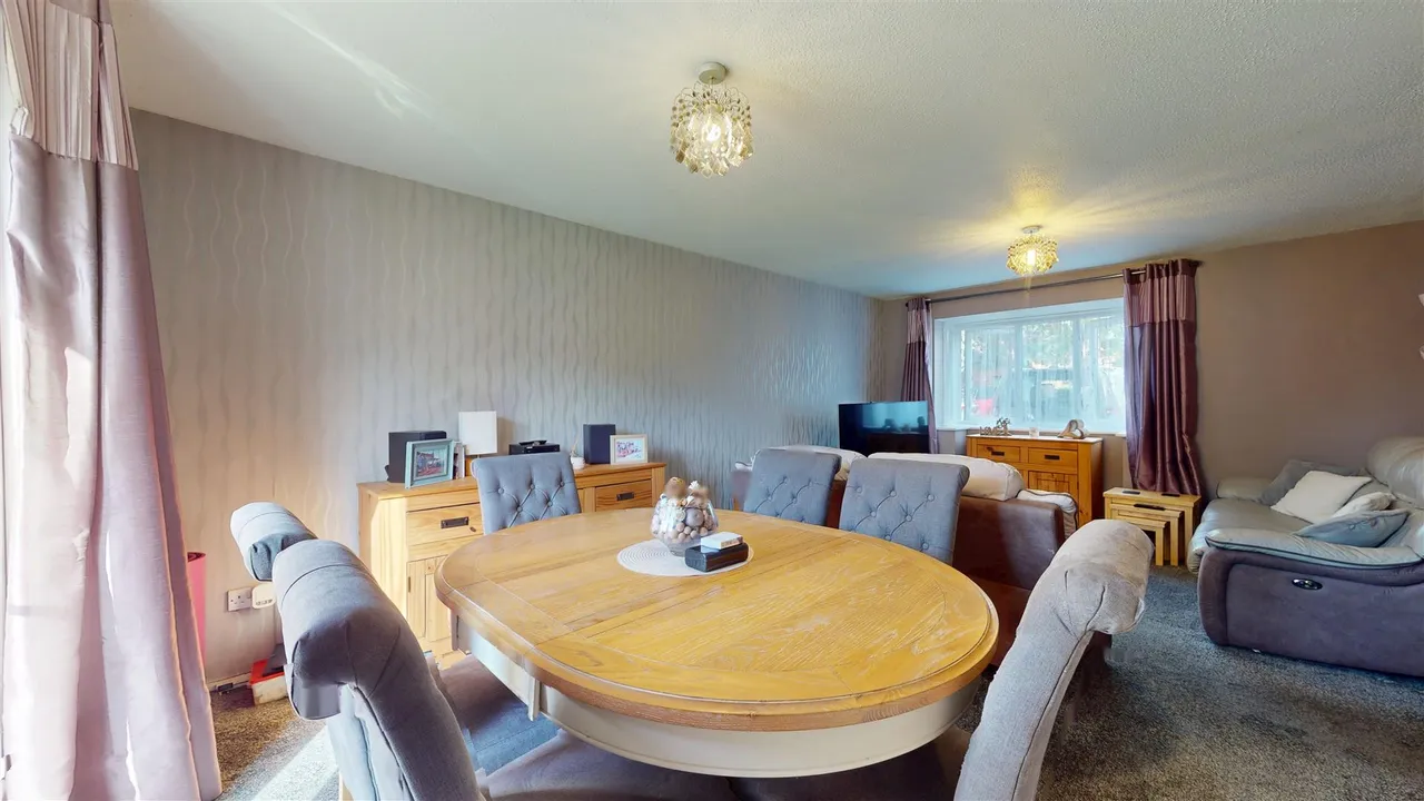 Edrich Avenue, Oldbrook, photo 10