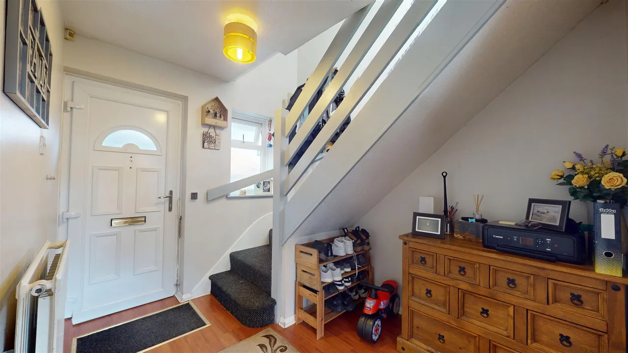Edrich Avenue, Oldbrook, photo 11