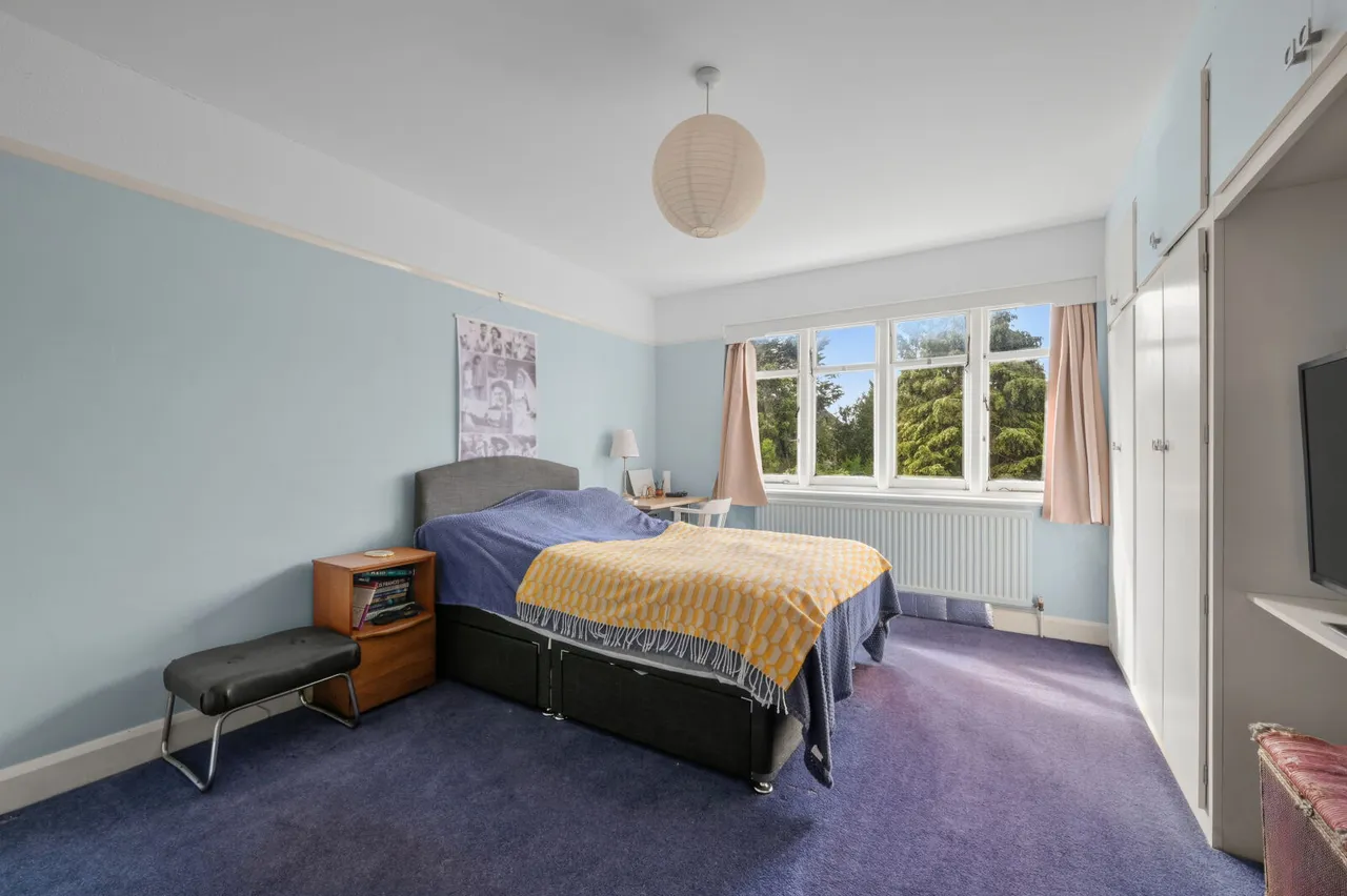 Hook Rise South, Surbiton, KT6, photo 11