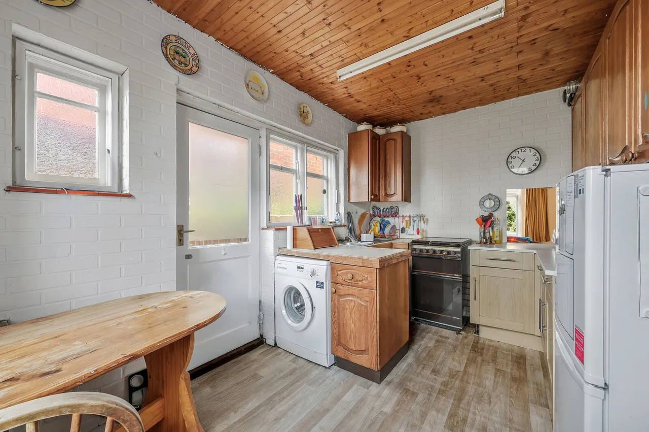 Hook Rise South, Surbiton, KT6, photo 7