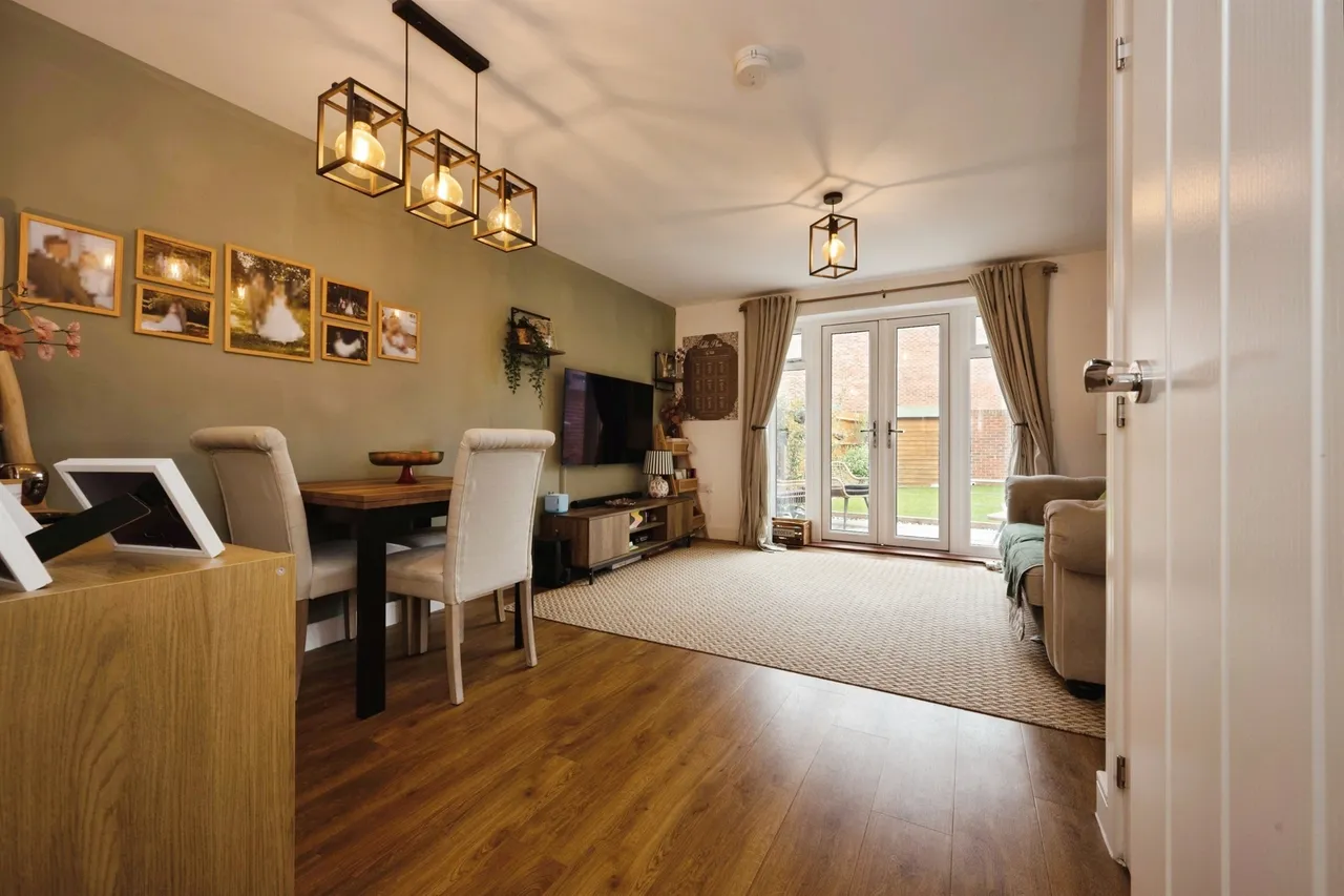 Kempster Way, Weston Turville, HP22, photo 18