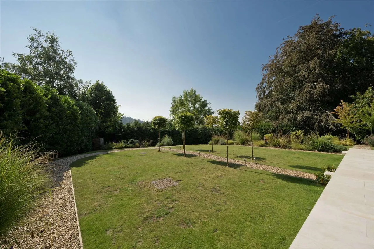 Northdown Lane, Guildford, GU1, photo 10