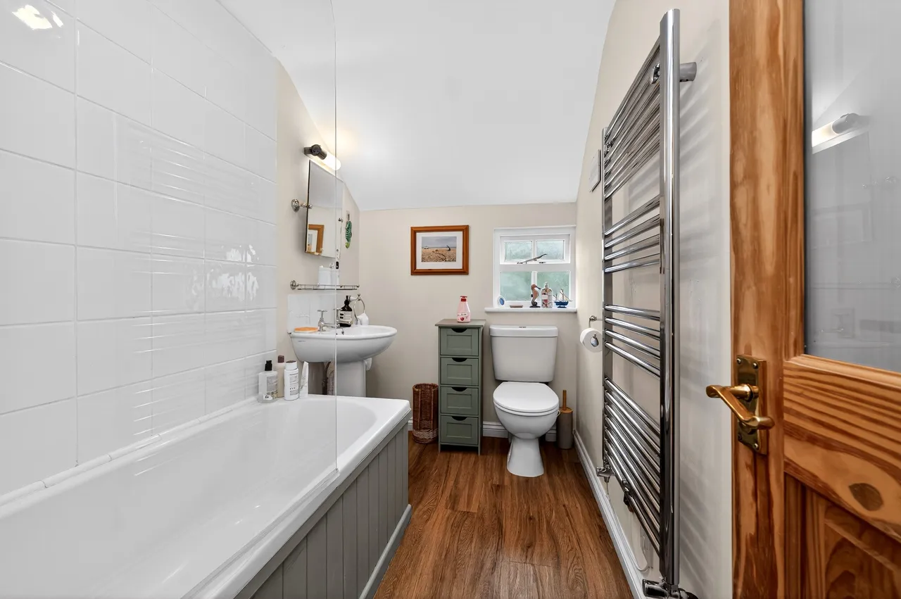 High Street, Hinxton, CB10, photo 15