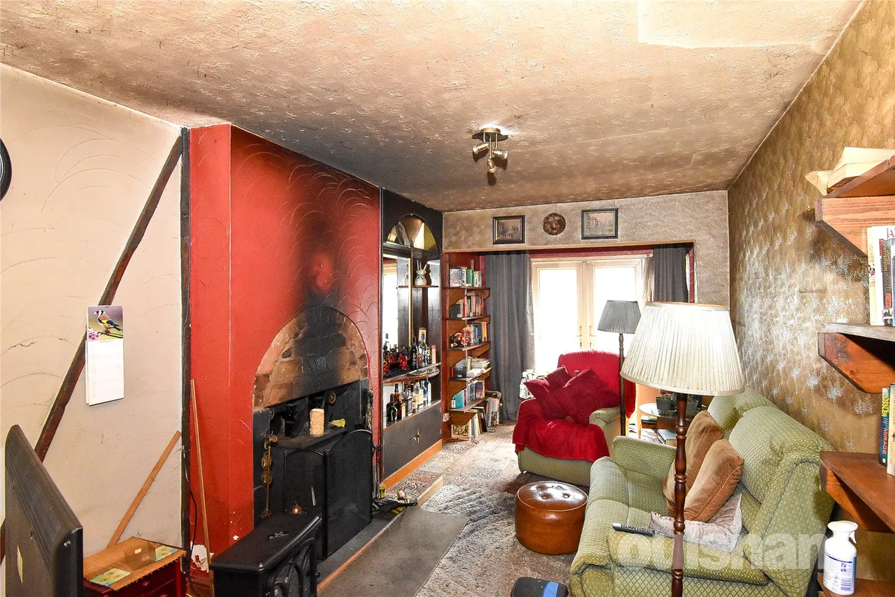 Loxley Avenue, Warstock, Birmingham, West Midlands, B14 4LG, photo 4