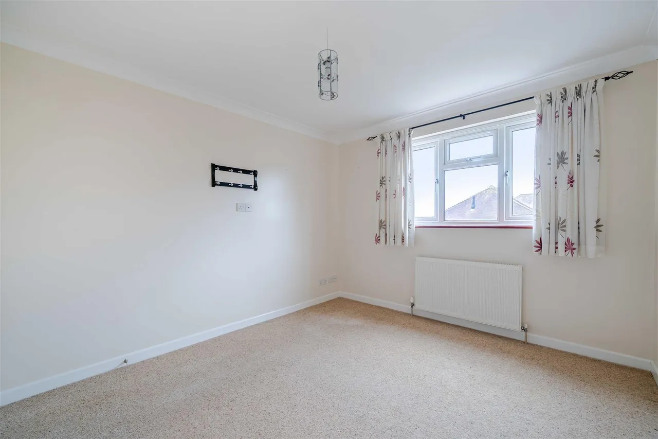 Garstons Close, Titchfield, photo 12