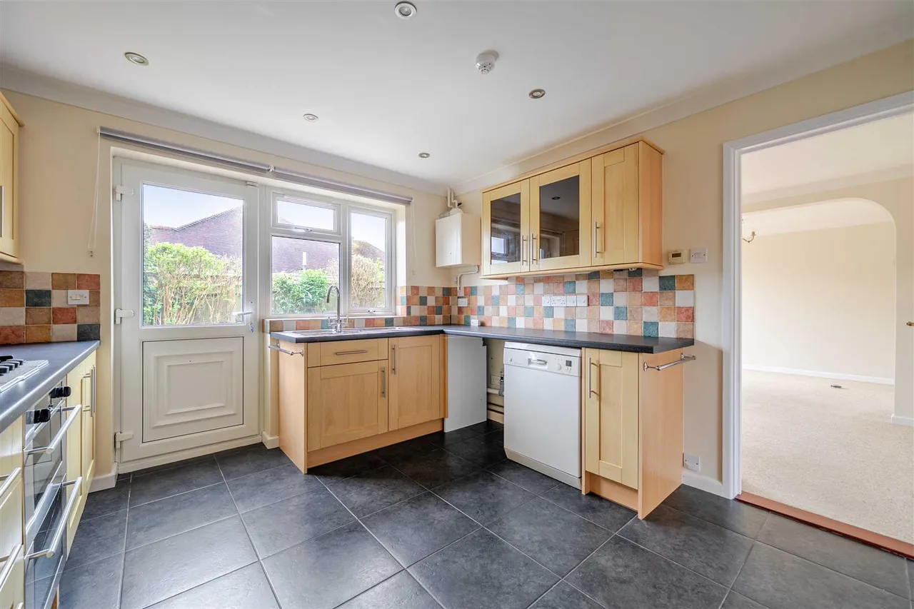 Garstons Close, Titchfield, photo 5