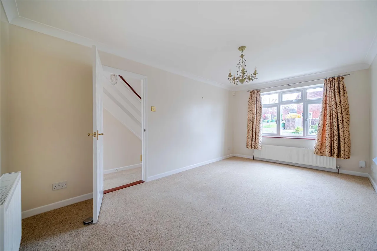 Garstons Close, Titchfield, photo 7