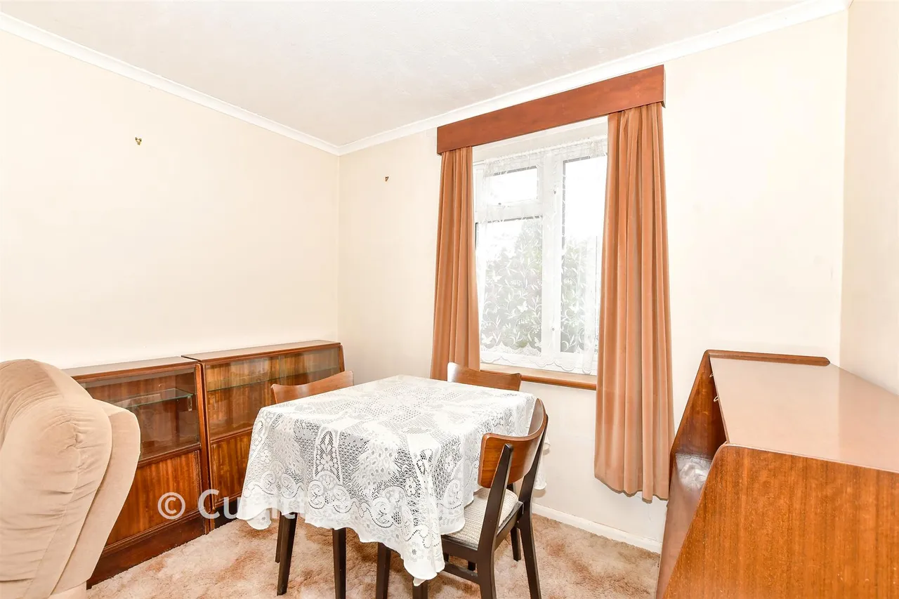 Fletcher Place, North Mundham, PO20, photo 6