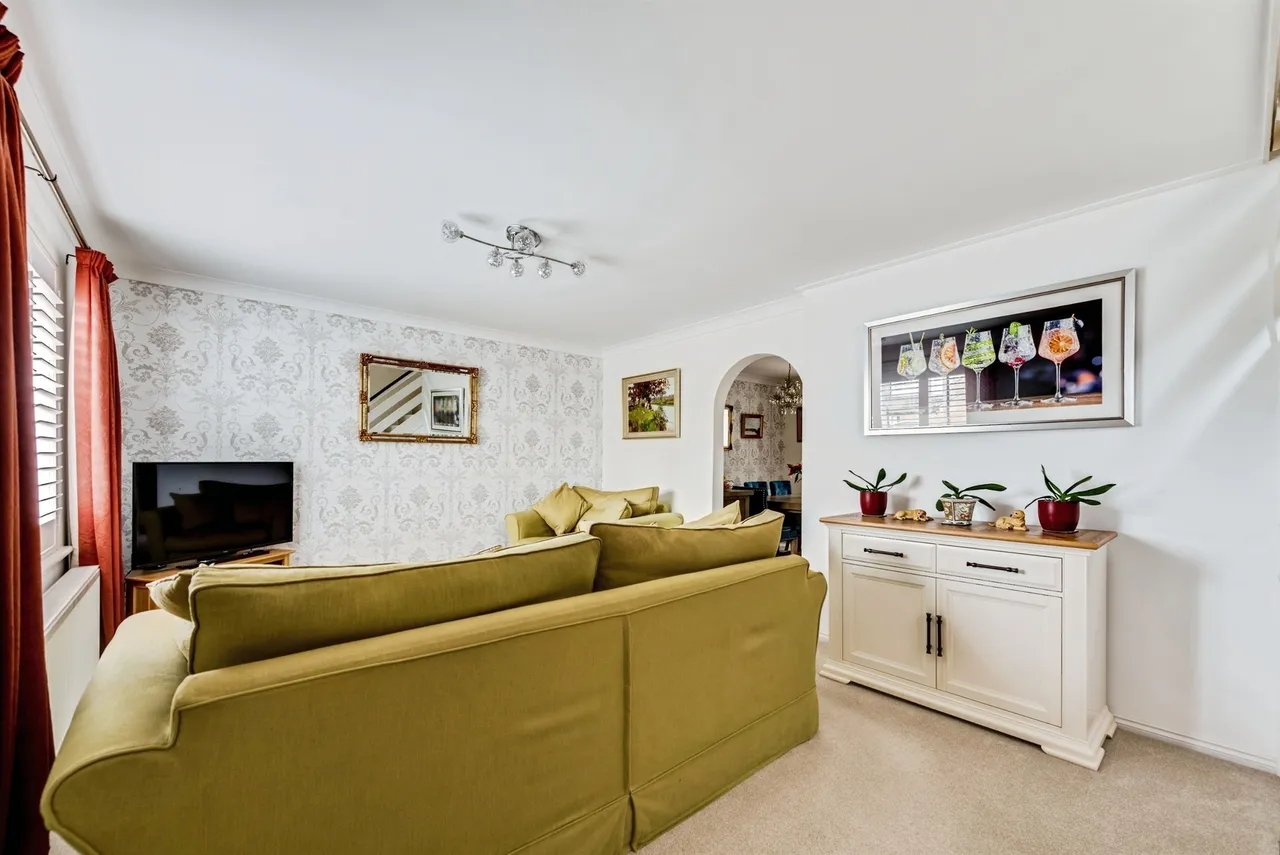 Foxcroft Drive, Carterton, OX18, photo 4