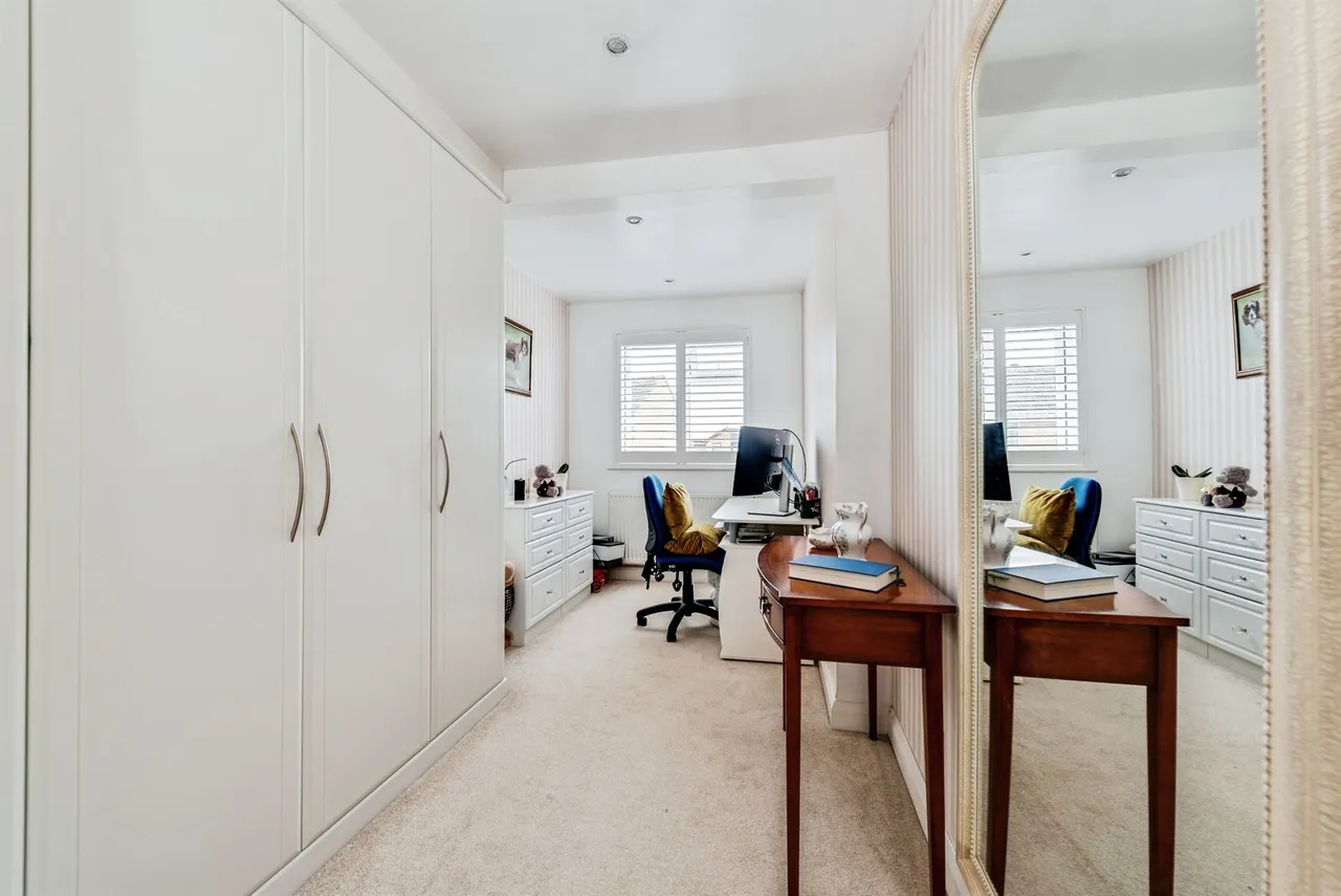 Foxcroft Drive, Carterton, OX18, photo 10